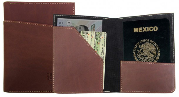 PORTA PASAPORTE CON TARJETEROS