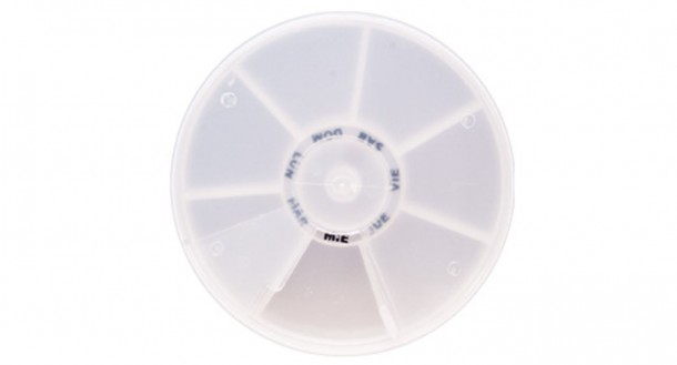 PERSONALIZED WEEKLY PILL BOX