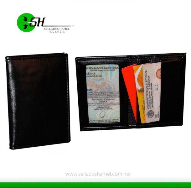 PORTA CREDENCIAL EN CURPIEL